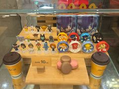 -麦当劳(展览路店)