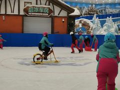 -长沙湘江冰雪世界