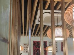 -郑记•不夜城烧烤•龙虾•虾蟹(黄鹤楼店)