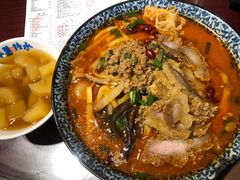 -粉家柳州螺蛳粉(杨宅路店)