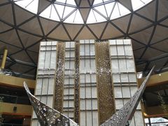 -上海滴水湖皇冠假日酒店