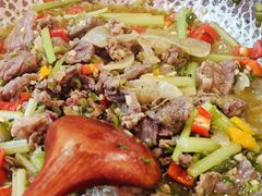 -吃饭皇帝大土家民族菜(正大广场店)