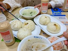 -李与白包子铺(桐梓林店)