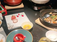 -江上荟·创意中国菜(绿地缤纷城店)
