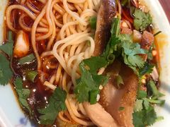 -兵哥豌豆面(雅颂居店)