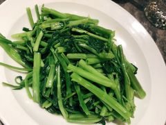 清炒菜心-稻鲜记潮汕砂锅粥