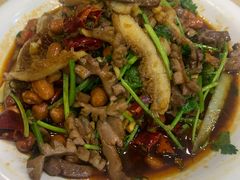 -江城燕子大排档(江汉路步行街店)