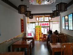 大堂-张记炸串肠粉