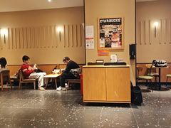 -星巴克臻选(上海长风大悦城店)