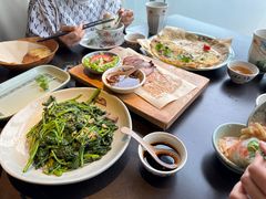 -大头虾越式风味餐厅(光明广场店)