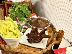 -山悦里 山野·鲜火锅(罗斯福广场店)