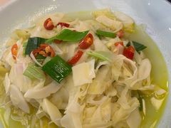 香菇云雾竹笋-阿瓦山寨·湘菜现炒·剁椒鱼头王(咸阳总店)