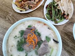 -吕记清真美食城(永兴服装街店)