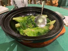 啫啫生菜煲-誉八仙粤菜(万象天地店)