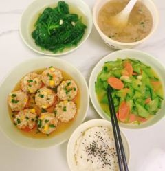 -萌诺尊享(外滩店)