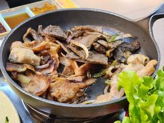 -猪啊牛呀羊啊铜盘烤肉(正大广场店)