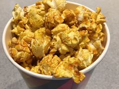 -佳影巨幕影城(萝岗香雪锐丰广场店)