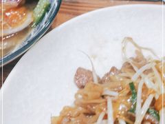 -大富蚝乌东哥饭店·石锅鱼杂·柠檬鸭(革新路店)