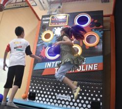 -动力星球家庭亲子游乐中心