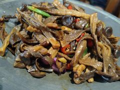 干锅鹿茸菇-老家信阳菜(北京路店)