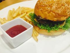 夏威夷汉堡-TAMATI(巴黎贝甜韩式西餐厅店)