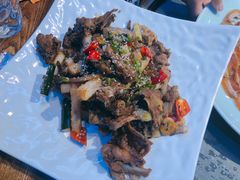 -三人行骨头王火锅(长寿店)