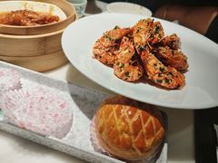 酥皮水牛奶菠萝包-陶陶居酒家(新天地店)