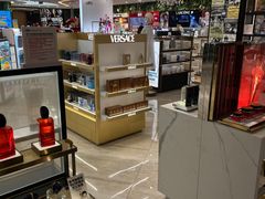 -日上免税店(三径路t3店)