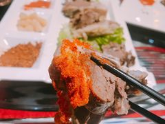 白条手抓羊肉-丝路香妃西域清真餐厅