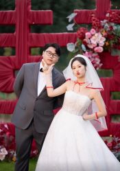 -雪中彩影婚纱摄影·微光艺术中心