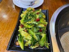 手拍黄瓜-曹丞相·地锅鸡·地锅鱼(武林店)