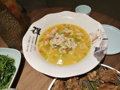 酸汤肥牛-有红鸡毛店·川菜(建设路店)