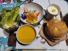 -水桶王国主题餐厅·聚会·生日派对·亲子活动·家庭套餐(亚龙湾希尔顿店)