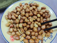 油酥花生-洪霞餐馆