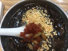 -白翔甜食店