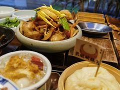 -银米·云南传统过桥米线(双廊黑金冠店)
