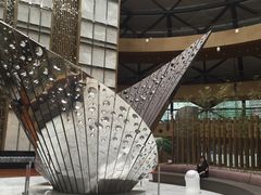 -上海滴水湖皇冠假日酒店