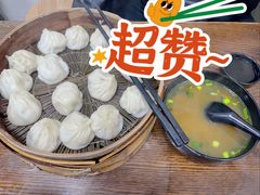 鲜肉小笼-万寿斋(山阴路店)