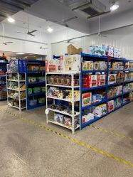 -逝水玩具折扣店
