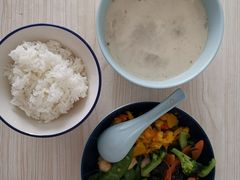 -爱的果实月嫂育婴师(世纪东方店)