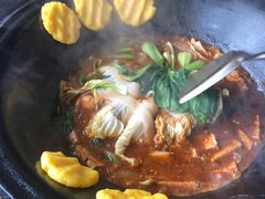 铁锅炖大头鱼-东北特色铁锅炖·柴火灶(富阳一店)