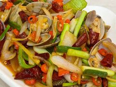 -覃记海鲜美食餐厅