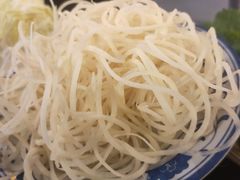 -老房老舍重庆火锅(假日城市店)