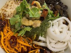-那家老院子东北菜·饺子·小鸡炖蘑菇(艳华街店)