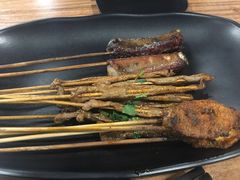 带皮五花-陈员外正宗夹江烧烤(广福路店)