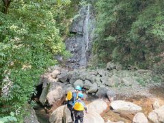 -安吉龙王山峡谷漂流
