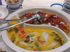 -禄鼎记·排队俩小时都要吃的酸菜鱼(石牌桥店)