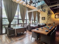 -莉莉家的音乐花园餐吧(航空路店)