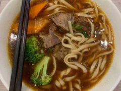 -康师傅私房牛肉面(马泉营奥莱店)
