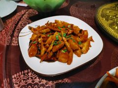 -巴依兄弟西域美食(机场店)